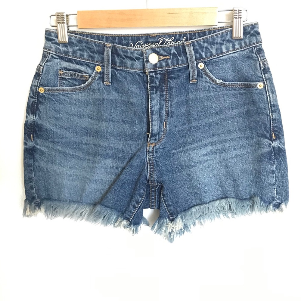 Universal Thread shorts